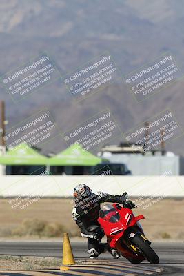 media/Jan-15-2026-Racers Edge (Thu) [[dfebeb70ab]]/3-B Group/Session 1 Turn 15/